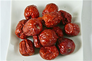 干紅棗怎么選 干紅棗選購技巧 干紅棗怎么選 干紅棗選購技巧