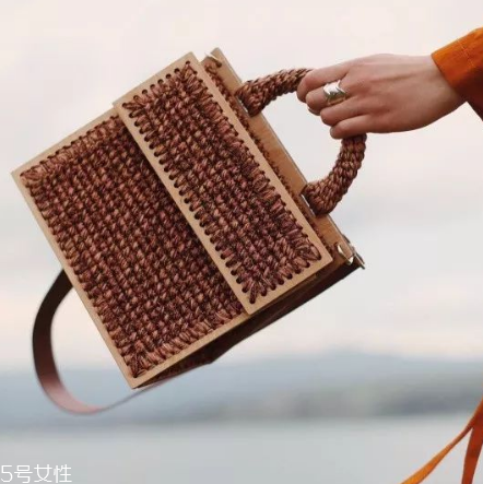 0711是什么牌子？純手工編織包包的經(jīng)典