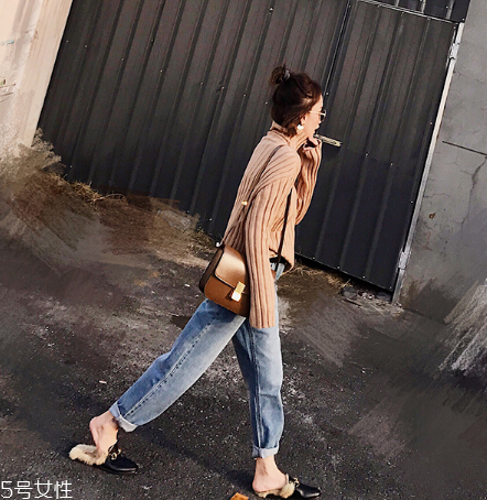 牛仔褲脫漿會(huì)縮水嗎？牛仔褲脫漿要仔細(xì)