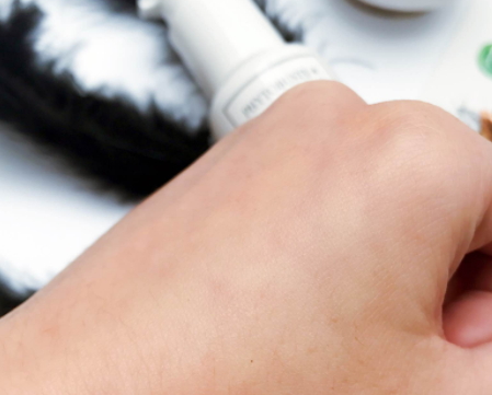 sisley希思黎和雅詩蘭黛哪個(gè)好？