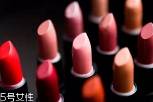 口紅的分類 挑選口紅的技巧 口紅的分類 挑選口紅的技巧