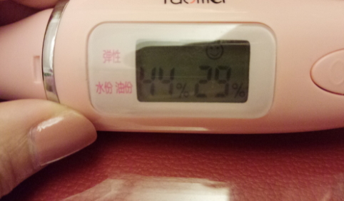 sisley希思黎和和hr赫蓮娜哪個(gè)好？