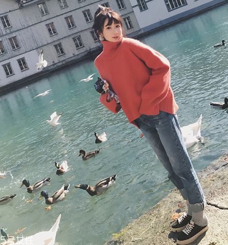 牛仔褲腰低了怎么加高？巧妙低腰變高腰