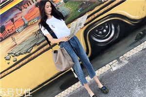 牛仔褲用熱水還是冷水洗？熱水洗會縮水嚴重