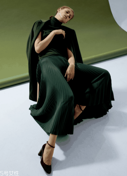 theory是幾線品牌？時(shí)髦不費(fèi)力