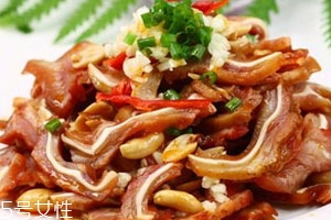 豬耳朵不能和什么一起吃 相克食物 豬耳朵不能和什么一起吃 相克食物