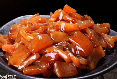 豬皮是紅色的可以吃嗎 視情況而定 豬皮是紅色的可以吃嗎 視情況而定