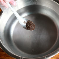 皮蛋和咸鴨蛋的區(qū)別 在家腌制好簡(jiǎn)單 皮蛋和咸鴨蛋的區(qū)別 在家腌制好簡(jiǎn)單