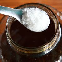 皮蛋和咸鴨蛋的區(qū)別 在家腌制好簡(jiǎn)單 皮蛋和咸鴨蛋的區(qū)別 在家腌制好簡(jiǎn)單