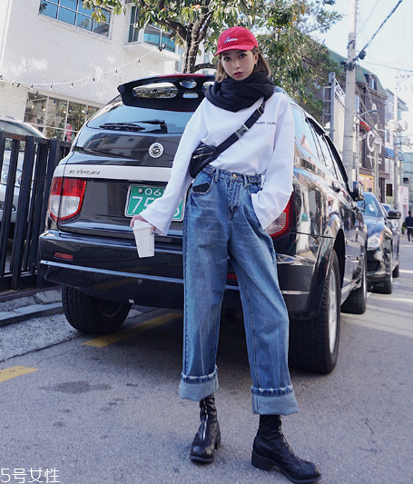 怎樣穿衣服顯腿長(zhǎng)？輕松變身長(zhǎng)腿女神