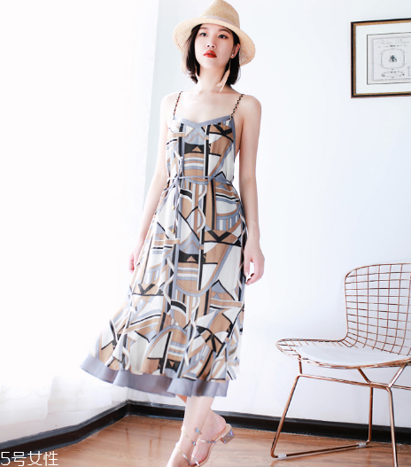 文藝清新風(fēng)怎么搭配？靜謐恬淡的優(yōu)雅氣質(zhì)