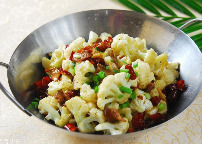 花菜炒多久能熟？5分鐘就足夠