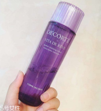 黛珂什么產(chǎn)品最好用？和cpb并駕齊驅(qū)的8款產(chǎn)品