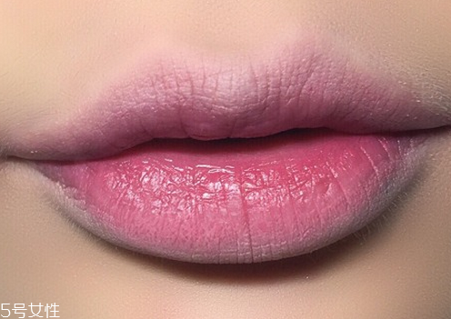 ck口紅專柜價格是多少 不沾杯的口紅涂法 ck口紅專柜價格是多少 不沾杯的口紅涂法