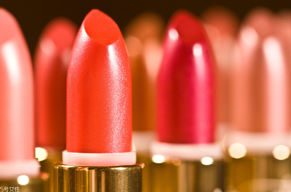 口紅的分類 挑選口紅的技巧 口紅的分類 挑選口紅的技巧
