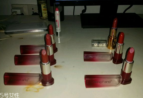 怎樣檢驗(yàn)口紅是否含鉛 涂口紅的誤區(qū) 怎樣檢驗(yàn)口紅是否含鉛 涂口紅的誤區(qū)