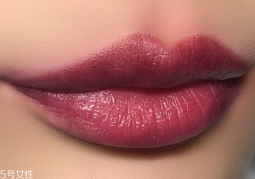 ck口紅專柜價格是多少 不沾杯的口紅涂法 ck口紅專柜價格是多少 不沾杯的口紅涂法