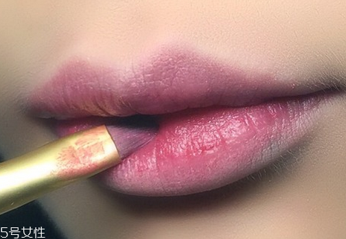 ck口紅專柜價格是多少 不沾杯的口紅涂法 ck口紅專柜價格是多少 不沾杯的口紅涂法