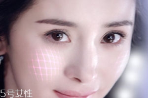 雅詩蘭黛線雕精華素怎么用？官方按摩圖效果最佳