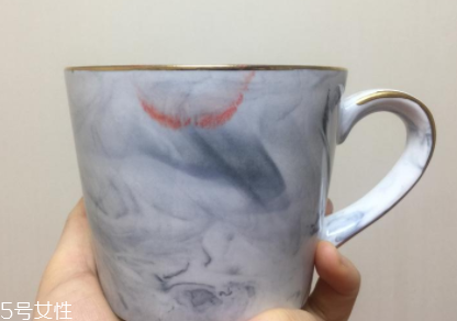 阿瑪尼401和402哪個(gè)好看？401黃皮摯愛(ài)