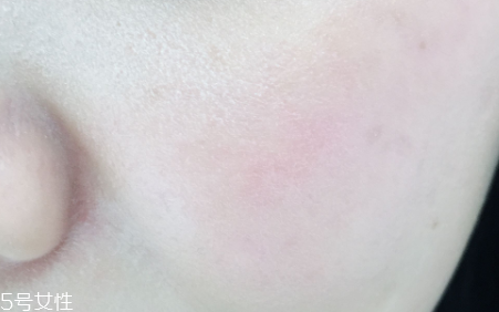 希思黎腮紅筆怎么用？這么做打造修長(zhǎng)小臉