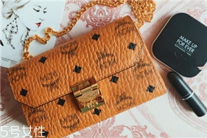 mcm是韓國還是德國的？辨識度超高的雙肩包品牌