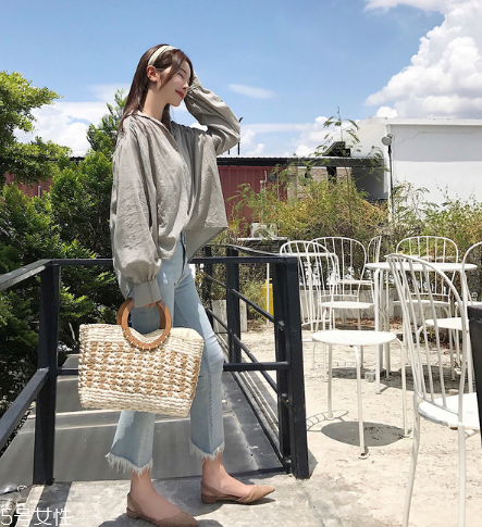 牛仔褲a和b有什么區(qū)別？牛仔褲版型大不同