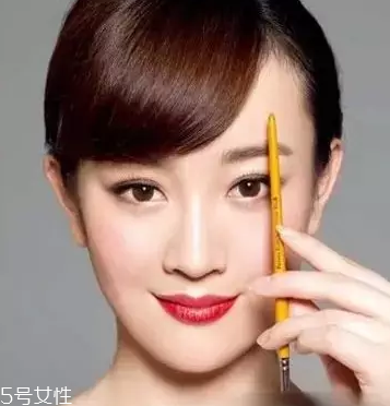 怎么化標(biāo)準(zhǔn)眉？三點(diǎn)法打造親和眉形