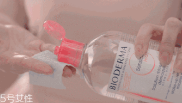 眉毛雨衣對(duì)眉毛有害嗎？并不會(huì)造成危害