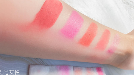 曼丹保濕卸妝水怎么樣？防水口紅卸不掉