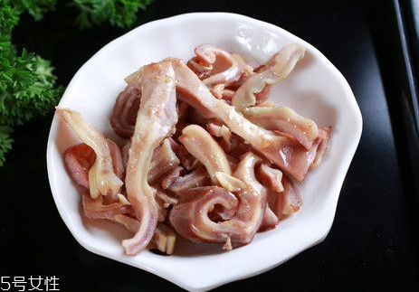 羊肚不能和什么一起吃 相克食物 羊肚不能和什么一起吃 相克食物