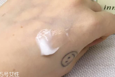 悅詩(shī)風(fēng)吟滋潤(rùn)面霜怎么樣？適合干皮的春夏面霜