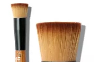 定妝粉用刷子好還是用粉撲好？新手用粉撲