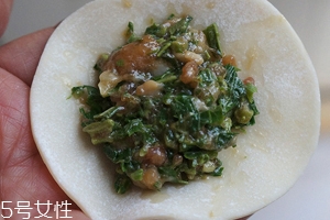 香椿水餃怎么做好吃？超詳細香椿豆腐餃子做法