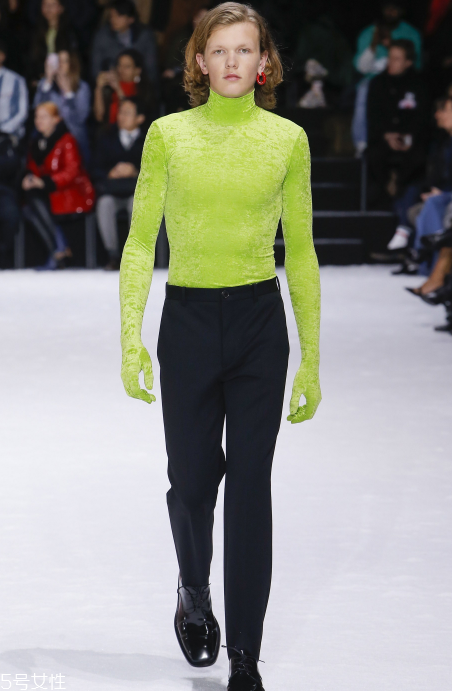 balenciaga巴黎世家2018秋冬系列好看嗎_有哪些款式？