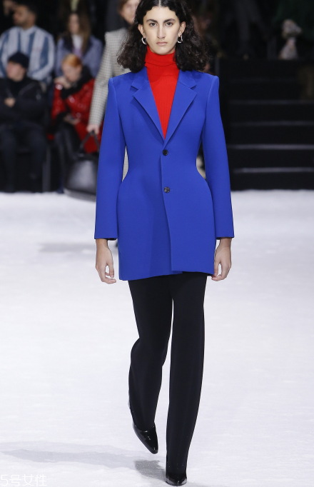 balenciaga巴黎世家2018秋冬系列好看嗎_有哪些款式？