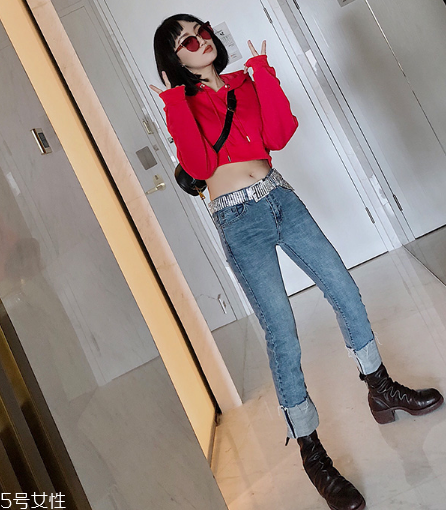 牛仔褲大腿太緊怎么辦？牛仔褲緊了別擔心