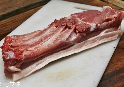 南方粽子和北方粽子的做法和材料 南方粽子和北方粽子的做法和材料