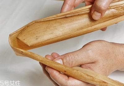 南方粽子和北方粽子的做法和材料 南方粽子和北方粽子的做法和材料