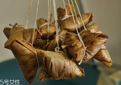 南方粽子和北方粽子的做法和材料 南方粽子和北方粽子的做法和材料