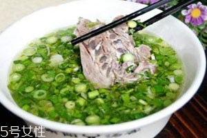 牛肉湯為什么發(fā)黑 三大原因 牛肉湯為什么發(fā)黑 三大原因
