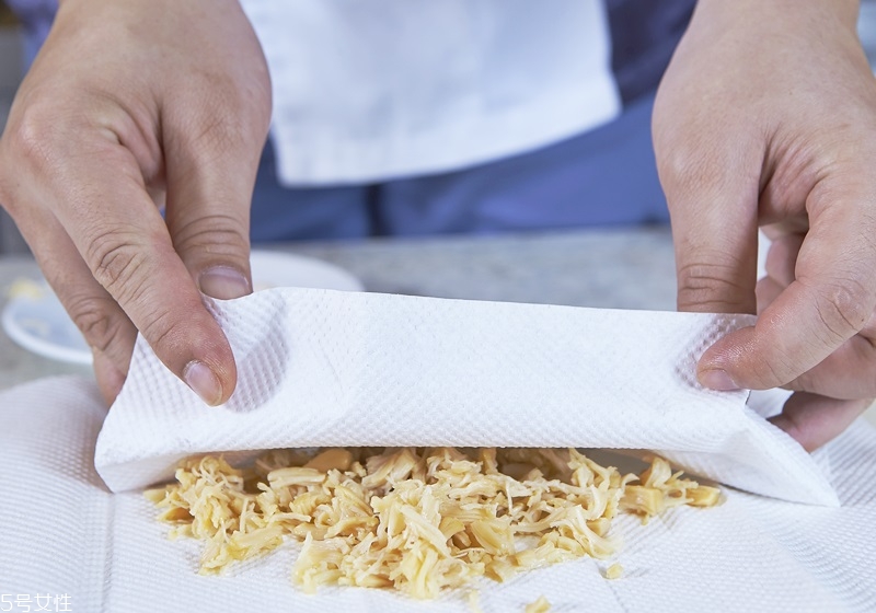 味素是味精嗎 味精可以用什么代替 味素是味精嗎 味精可以用什么代替