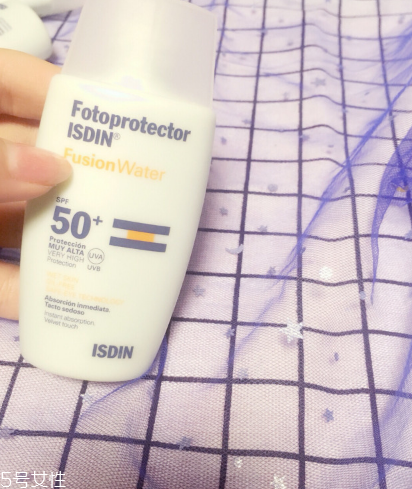 怡思丁防曬霜怎么樣 秒殺安耐曬防曬霜 怡思丁防曬霜怎么樣 秒殺安耐曬防曬霜
