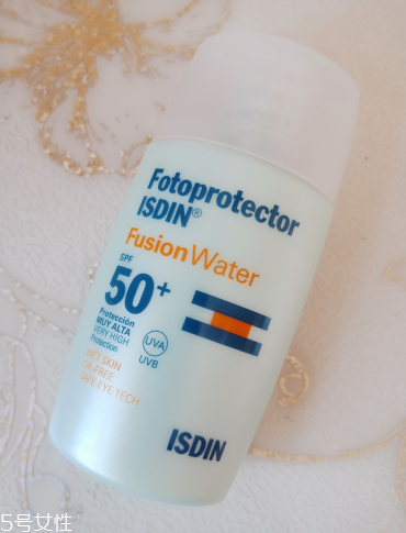 怡思丁防曬霜怎么樣 秒殺安耐曬防曬霜 怡思丁防曬霜怎么樣 秒殺安耐曬防曬霜