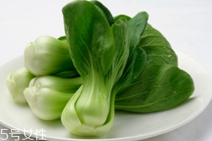 油菜怎么炒不苦？焯水能去掉苦味