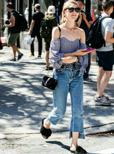 今年流行什么樣的牛仔褲？三大元素一定要有