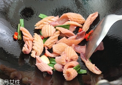 魷魚上面的膜怎么處理 魷魚上面的膜怎么處理