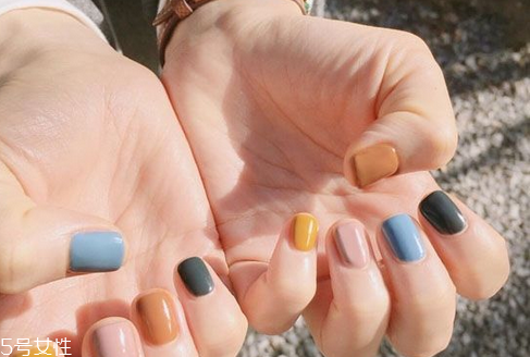 春天美甲涂什么顏色好看 美甲日系最火新款2018 春天美甲涂什么顏色好看 美甲日系最火新款2018