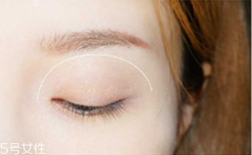 春天妝容怎么畫 春季日常眼妝教程 春天妝容怎么畫 春季日常眼妝教程