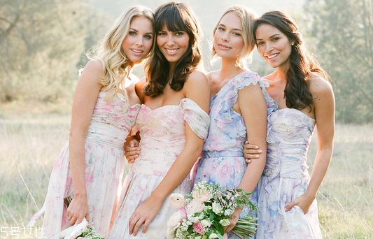 伴娘妝容的畫法教程圖解 持久不脫妝 伴娘妝容的畫法教程圖解 持久不脫妝